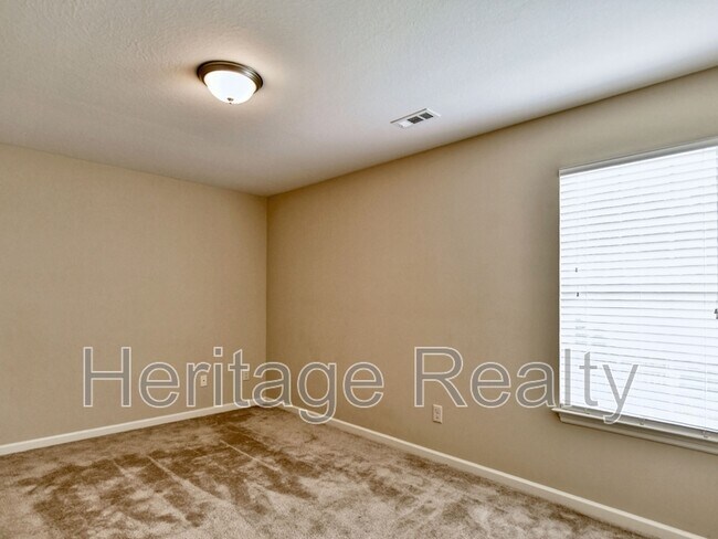 Building Photo - 10728 Gable Run Dr