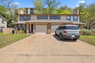 Building Photo - 6525 Hart Ln