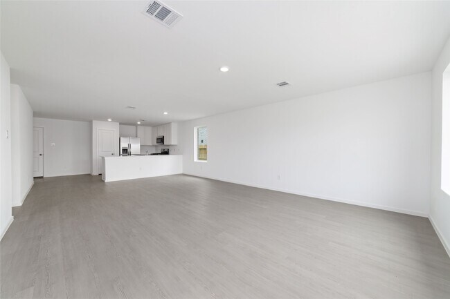 Building Photo - 3064 Huntersville Dr