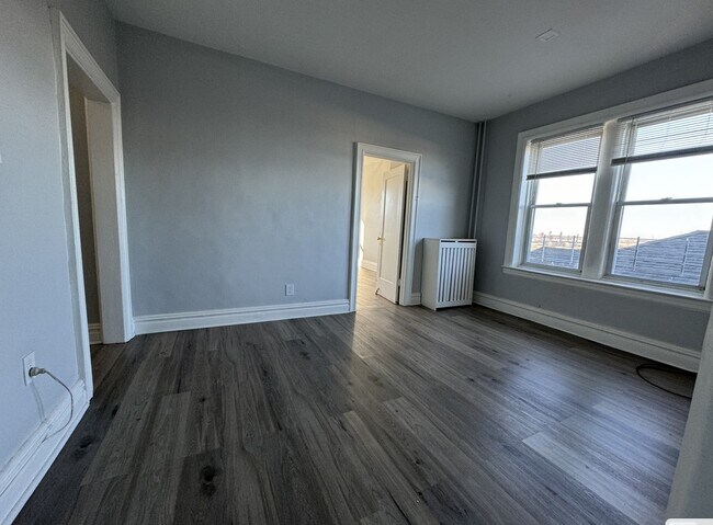 3139 JFK 302 - 3144 John F Kennedy Blvd