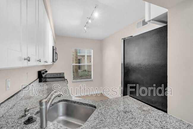Building Photo - 7294 Cloister Dr