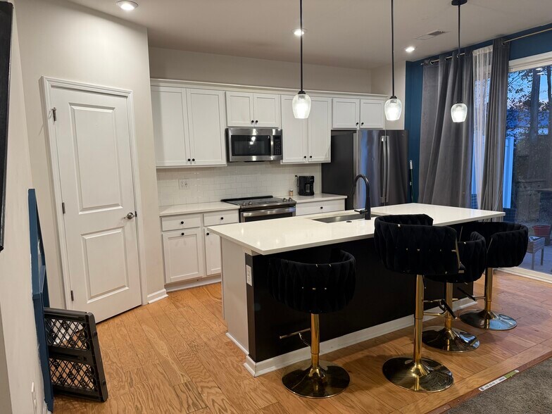 Building Photo - 9114 Widden Way