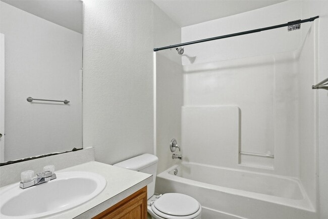 Building Photo - 5517 Timber Ridge Ct