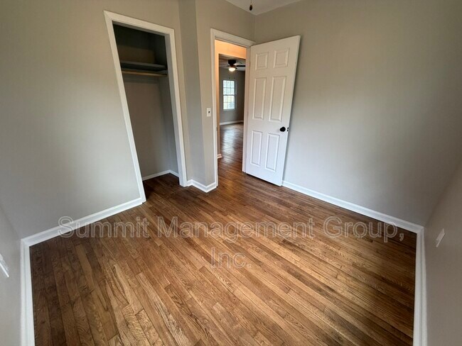 Building Photo - 1195 Fincher Rd