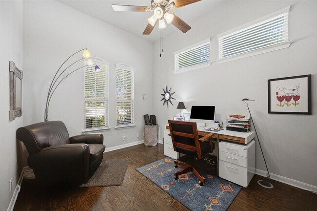 Building Photo - 328 Rock Mill Loop