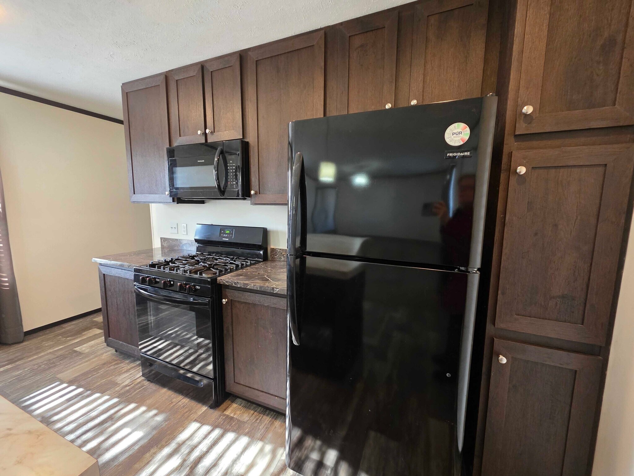 Building Photo - 3727 Birch St