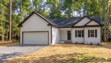 Building Photo - 47 Birch Ln