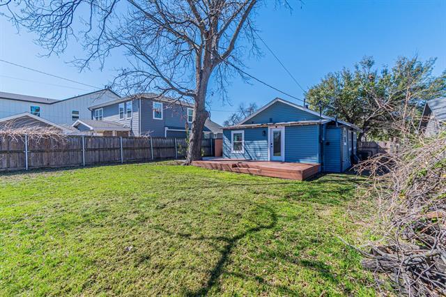 Building Photo - 922 S Waverly Dr