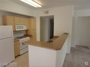 Building Photo - 8250 N Grand Canyon Dr