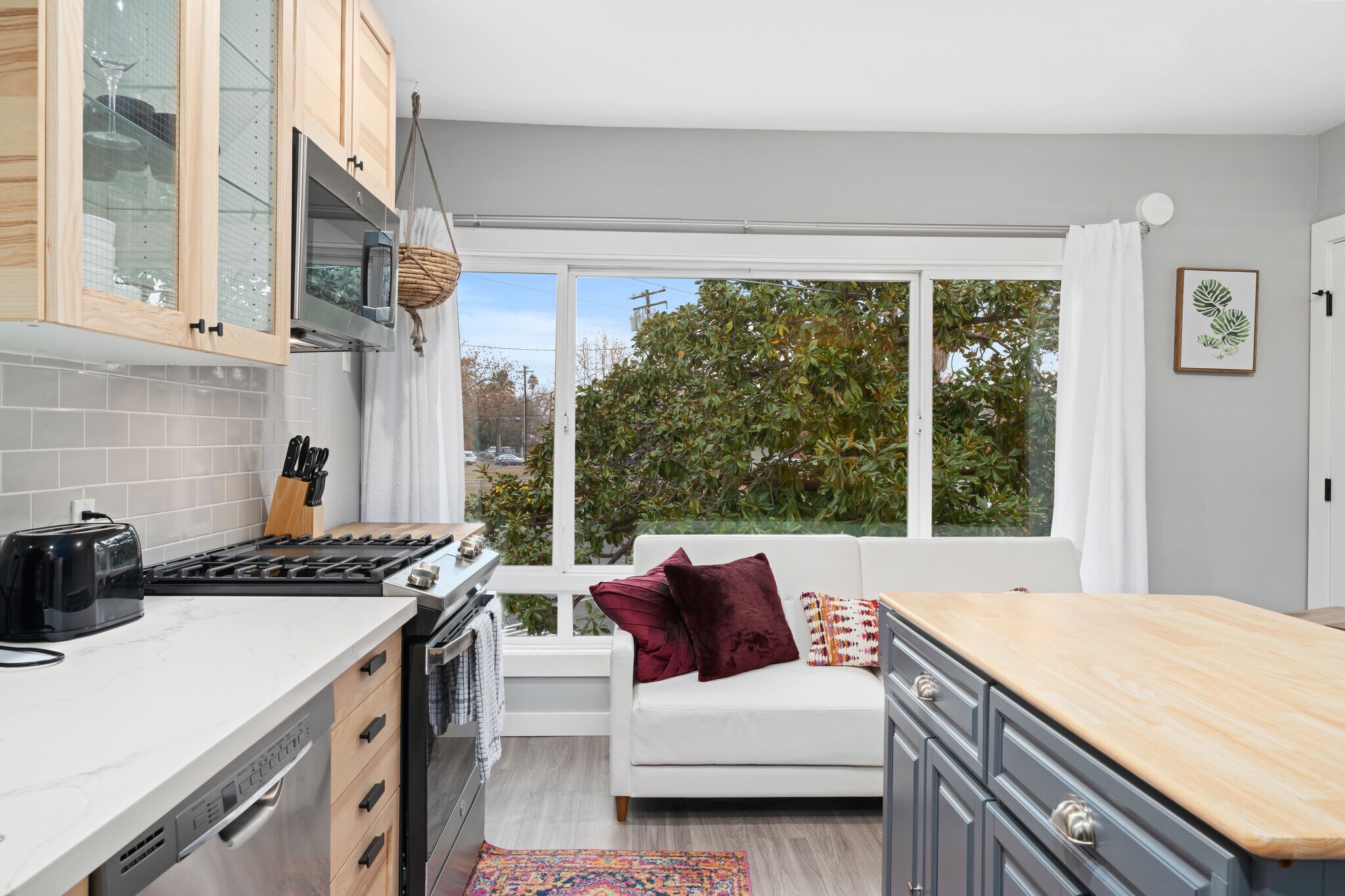 Building Photo - 2644 33rd St