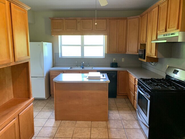 Building Photo - Unique Home and Land in Camp Hill