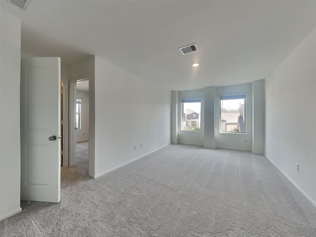 Building Photo - 27019 Breakaway Ln