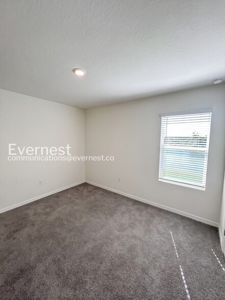Building Photo - 8332 Juning Cove