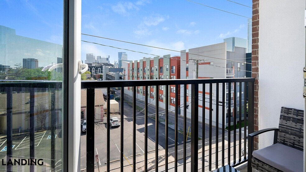 Building Photo - 1801 Patterson St