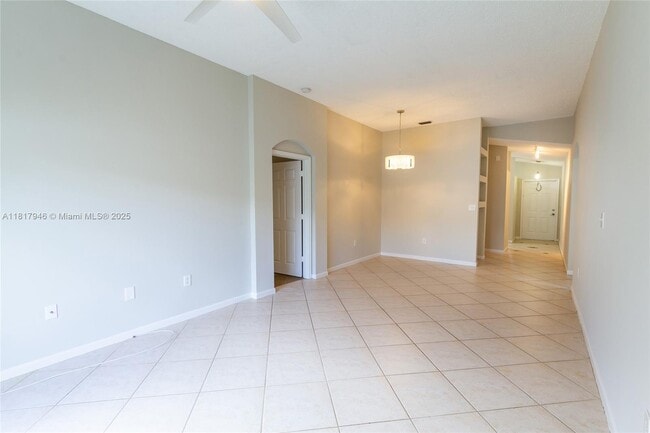 Building Photo - 11811 SW 8th St