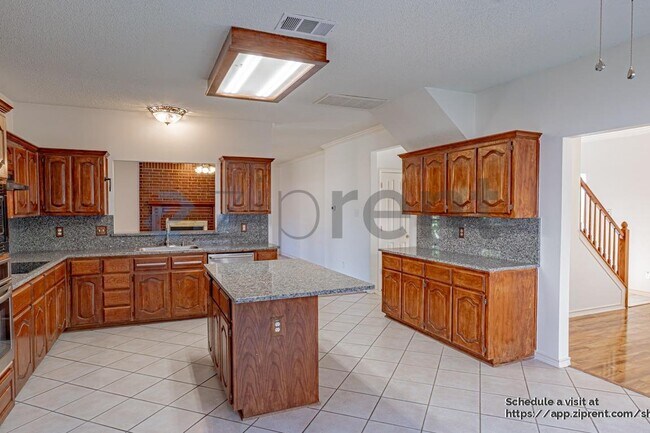 Building Photo - 514 Big Oak Ct