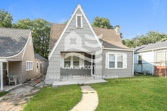 Building Photo - 3316 E 59th St