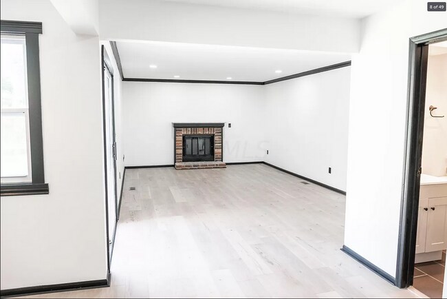 Building Photo - 1560 Waterstone Ct