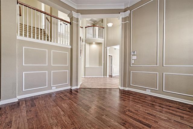 Building Photo - 1411 Salado Dr