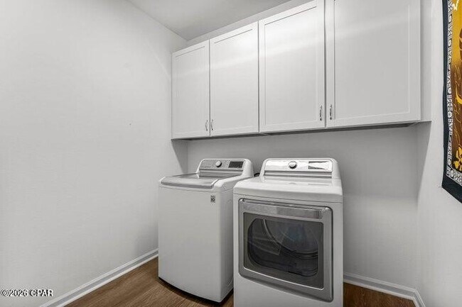 Building Photo - 8435 Coral Reef Wy