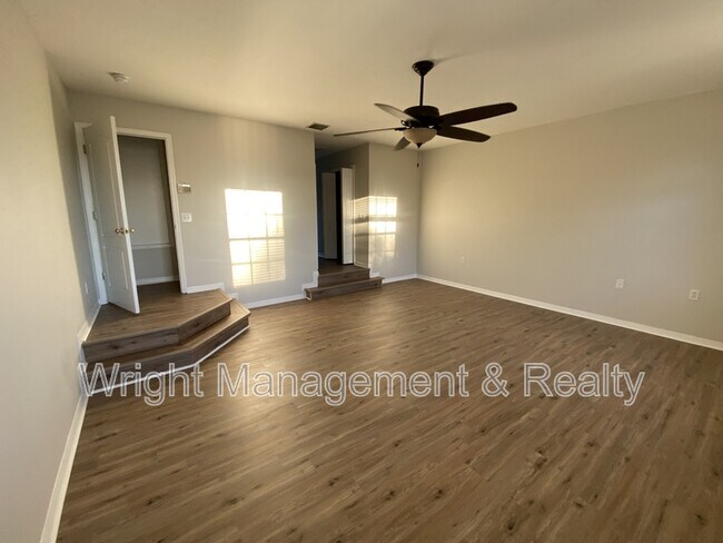 Building Photo - 1231 Brooke View Dr