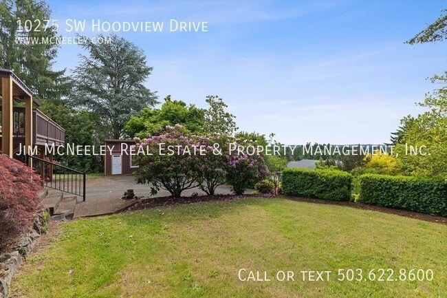 Building Photo - 10275 SW Hoodview Dr