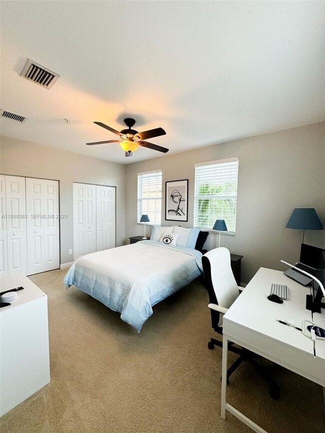 Building Photo - 1006 SW 147th Ave