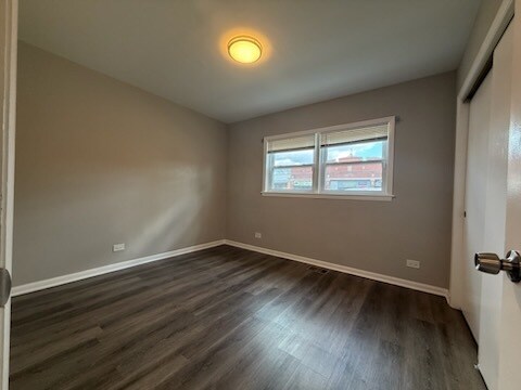 Building Photo - 5849 S Francisco Ave