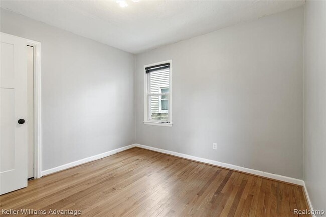 Building Photo - 617 S Edgeworth Ave