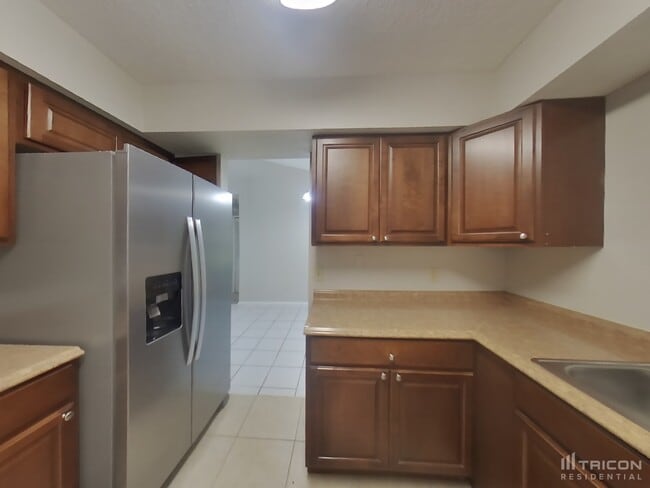 Building Photo - 4739 Harpers Ferry Ln