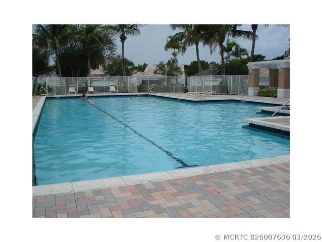 Building Photo - 2163 Madeira Dr