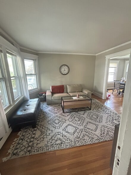 Building Photo - 37 Whitman Ave