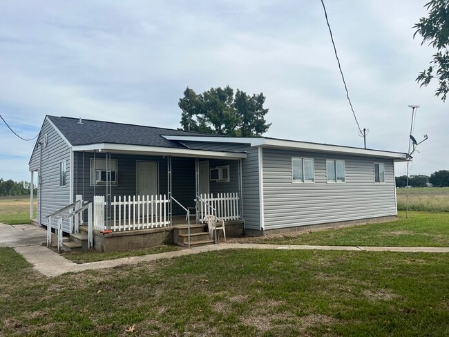 Building Photo - 2155 Glendale Rd