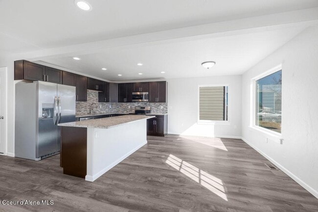 Building Photo - 2704 N Miami Ct