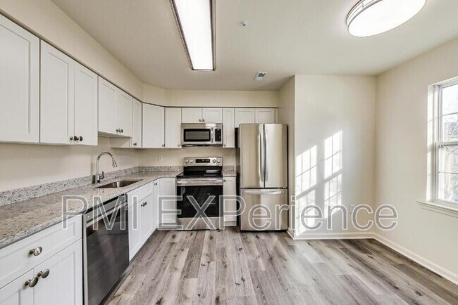 Building Photo - 9010 Hardesty Dr