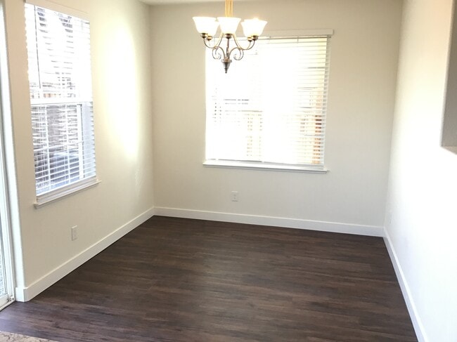 Building Photo - 6700 Panther Creek Dr
