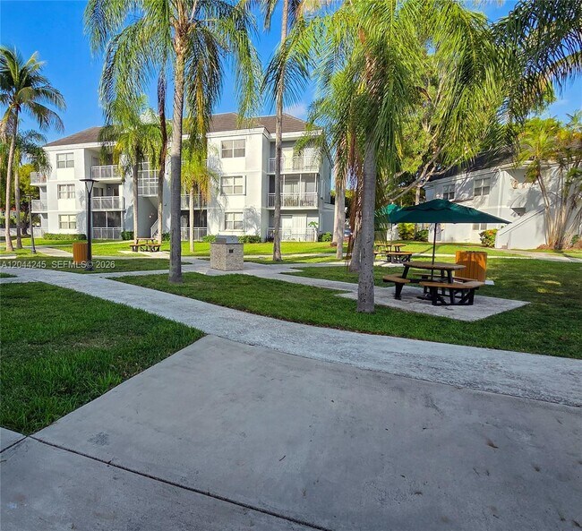 Building Photo - 8590 SW 212th St