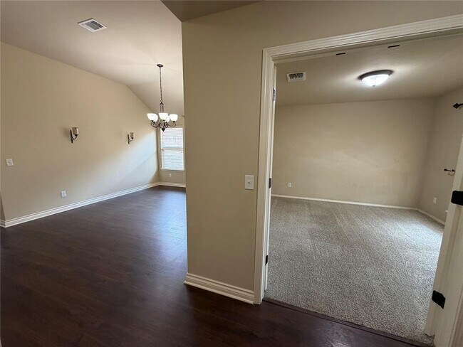 Building Photo - 3420 Bear Mountain Dr