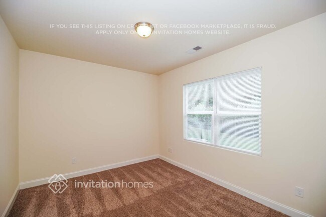 Building Photo - 190 Sassafras Rd