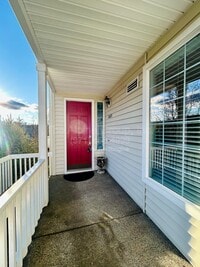 Building Photo - 10691 SW Celeste Ln