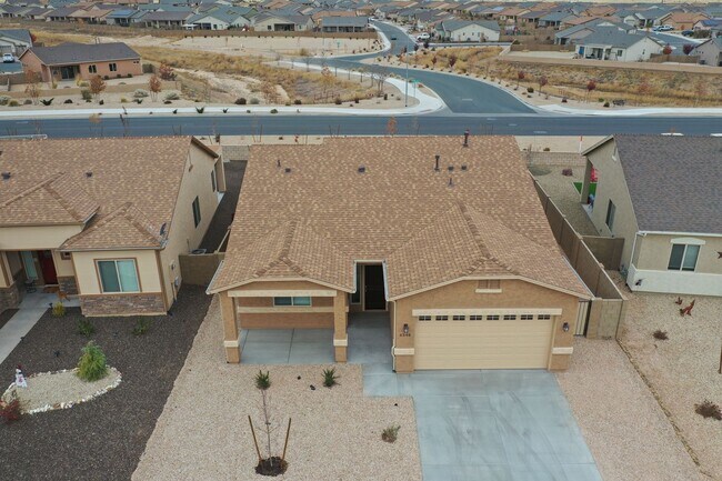 Building Photo - Spacious 3 Bedroom, 2 Bathroom Home in Granville