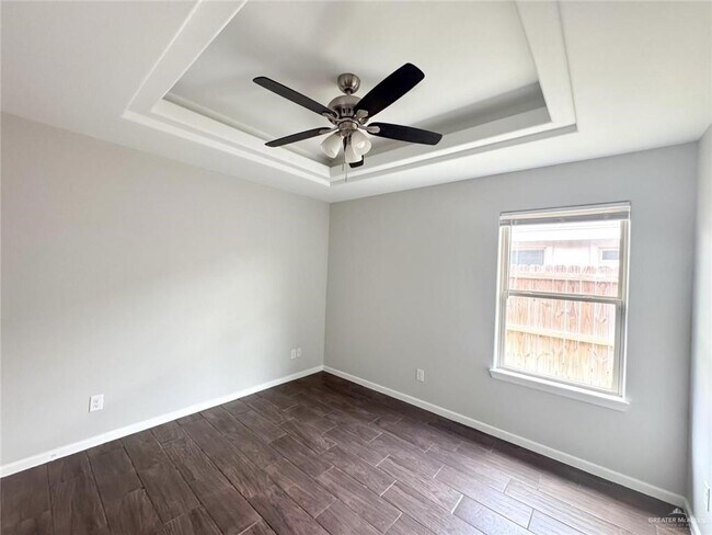 Building Photo - 1304 Alta Vis Dr