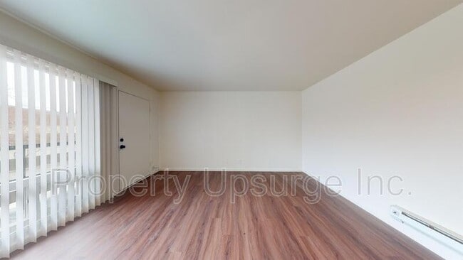 Building Photo - 2405 Old Eureka Way