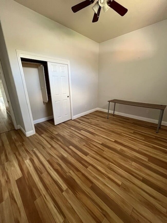 Building Photo - 15321 Lake Berryessa Ct