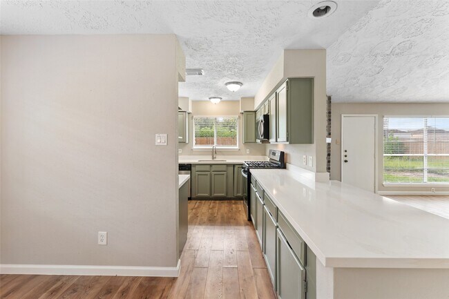Building Photo - 2327 Rittenmore Dr