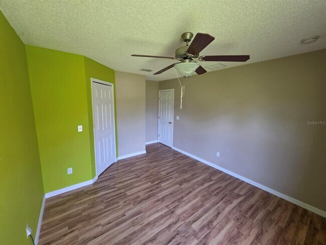 Building Photo - 1334 Banbridge Drive