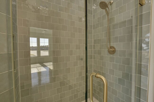 Building Photo - 106 Cardinal Wds