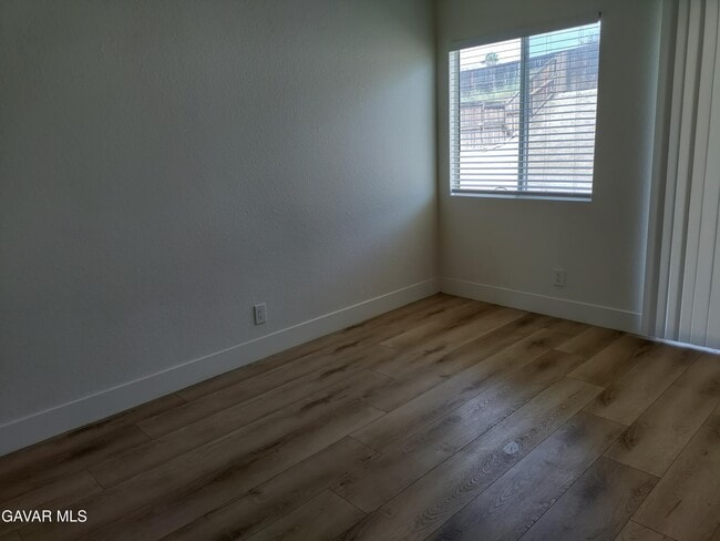 Building Photo - 3708 Fernwood St
