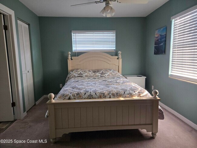 Building Photo - 0000 Pineapple Ave