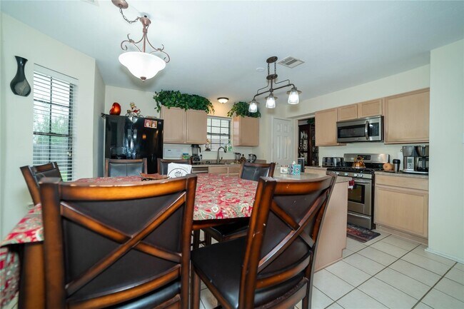 Primary Photo - 5121 Alderney Ct